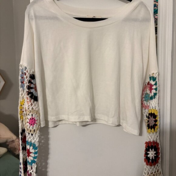 Entro Tops - Cropped Crochet Sleeve Top | Entro | Large